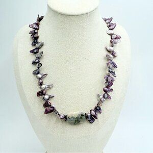 Vintage Beautiful Keshi Freshwater Pearl with Gem Stone Padent